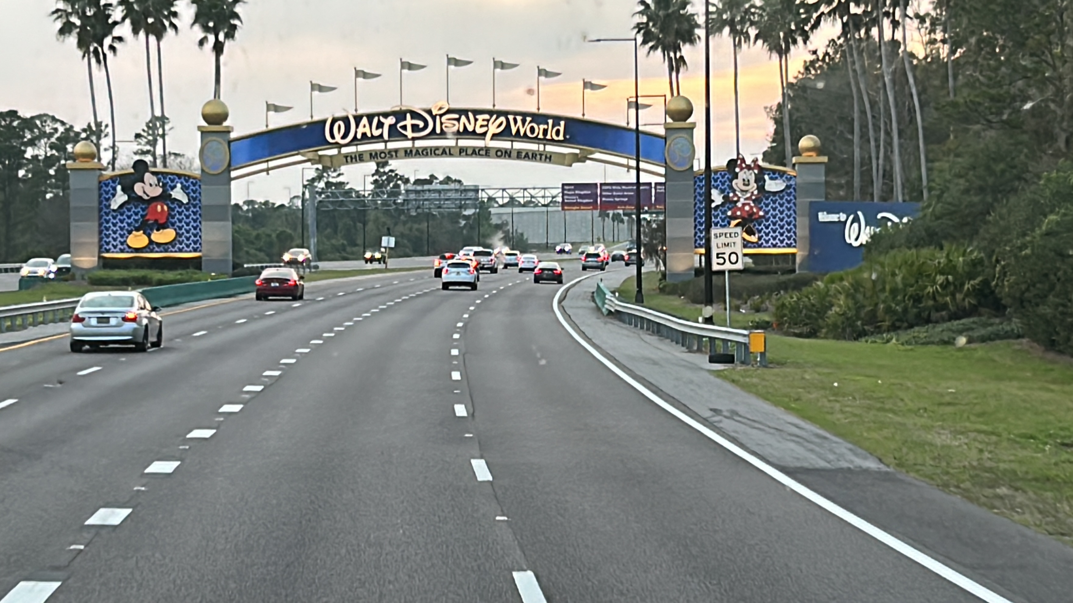 walt disney world arch