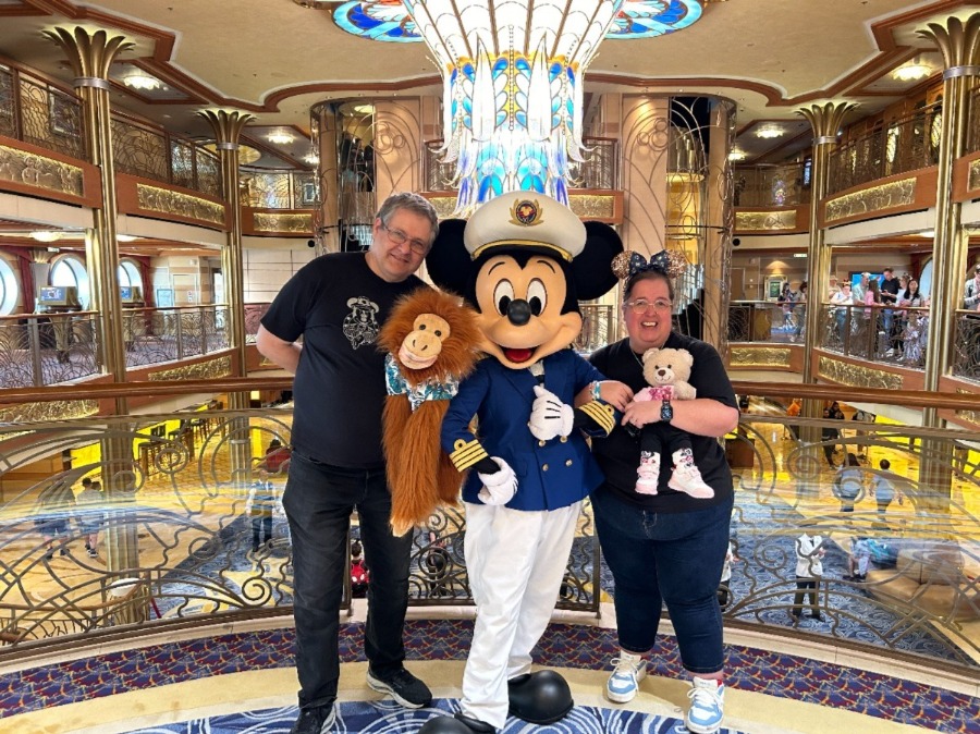 All aboard with captain Mickey