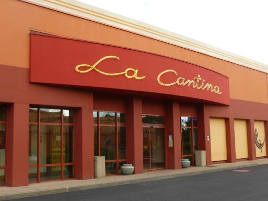 La cantina outside entrance